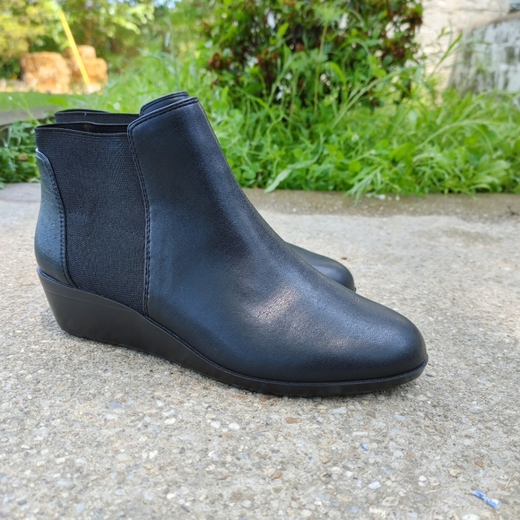Aerosoles Tried And True Chelsea BootSize 7.5 - Picture 4 of 5